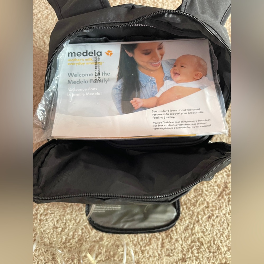 Medela Pump In Style Advanced – great condition - Picture 6 of 9